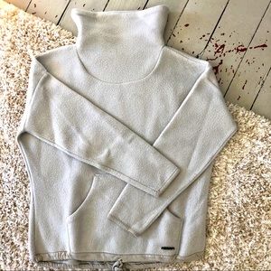 Carve sweater